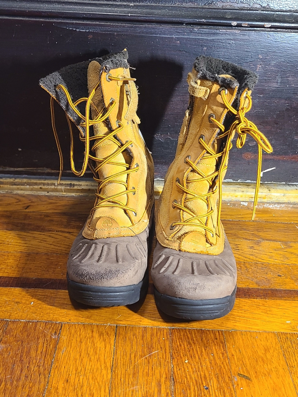Timberland Women's Yellow and Brown Lace-Up Winter Boots